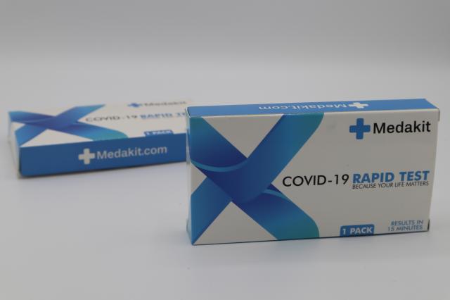 La Comunidad presenta su plan para autorizar la realización de test de antígenos en las farmacias madrileñas