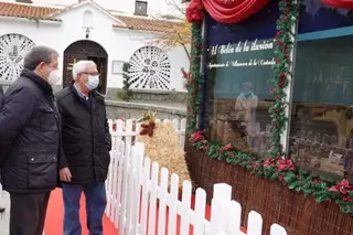Villanueva de la Cañada inaugura el belén municipal de la plaza de España 