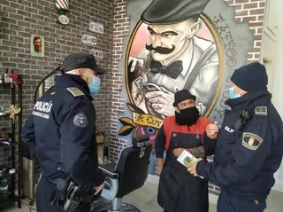 La Policía Local de Villanueva de la Cañada lleva a cabo la campaña “Comercio Seguro” 