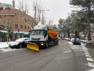 Autobuses urbanos, interurbanos, cercanías... transporte público tras la nevada en Villanueva de la Cañada y Villanueva del Pardillo