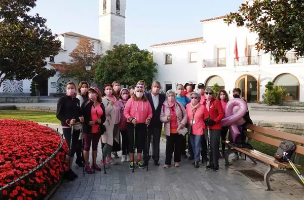 Villanueva de la Cañada se suma al Día Mundial contra el Cáncer de Mama
