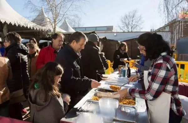 Vuelve el Mercado Navideño a Villanueva de la Cañada