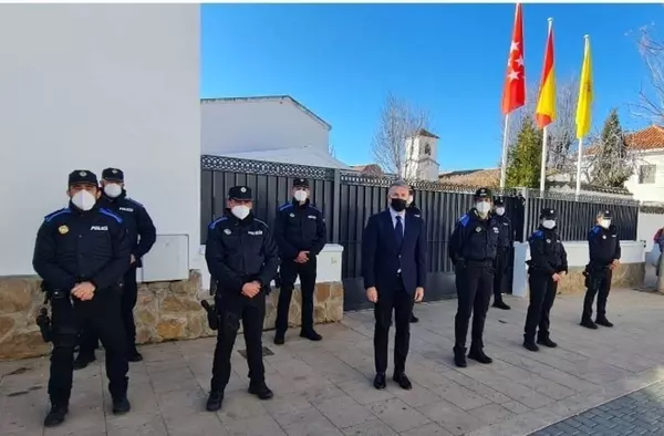 La Policía Local de Villanueva del Pardillo renueva su vestuario