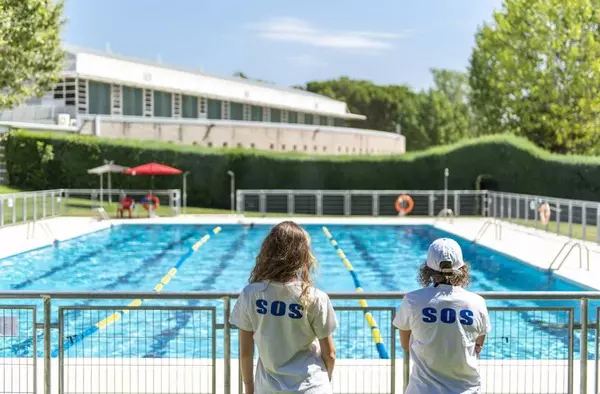 La piscina municipal de verano de Villanueva de la Cañada arranca su temporada