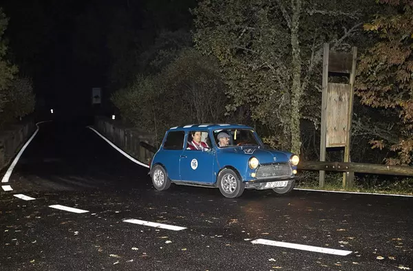 Los coches clásicos toman Villanueva del Pardillo: exposición y rallye nocturno este fin de semana