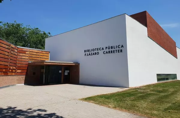 Cierre de la Biblioteca Municipal F. Lázaro Carreter por obras de mejora