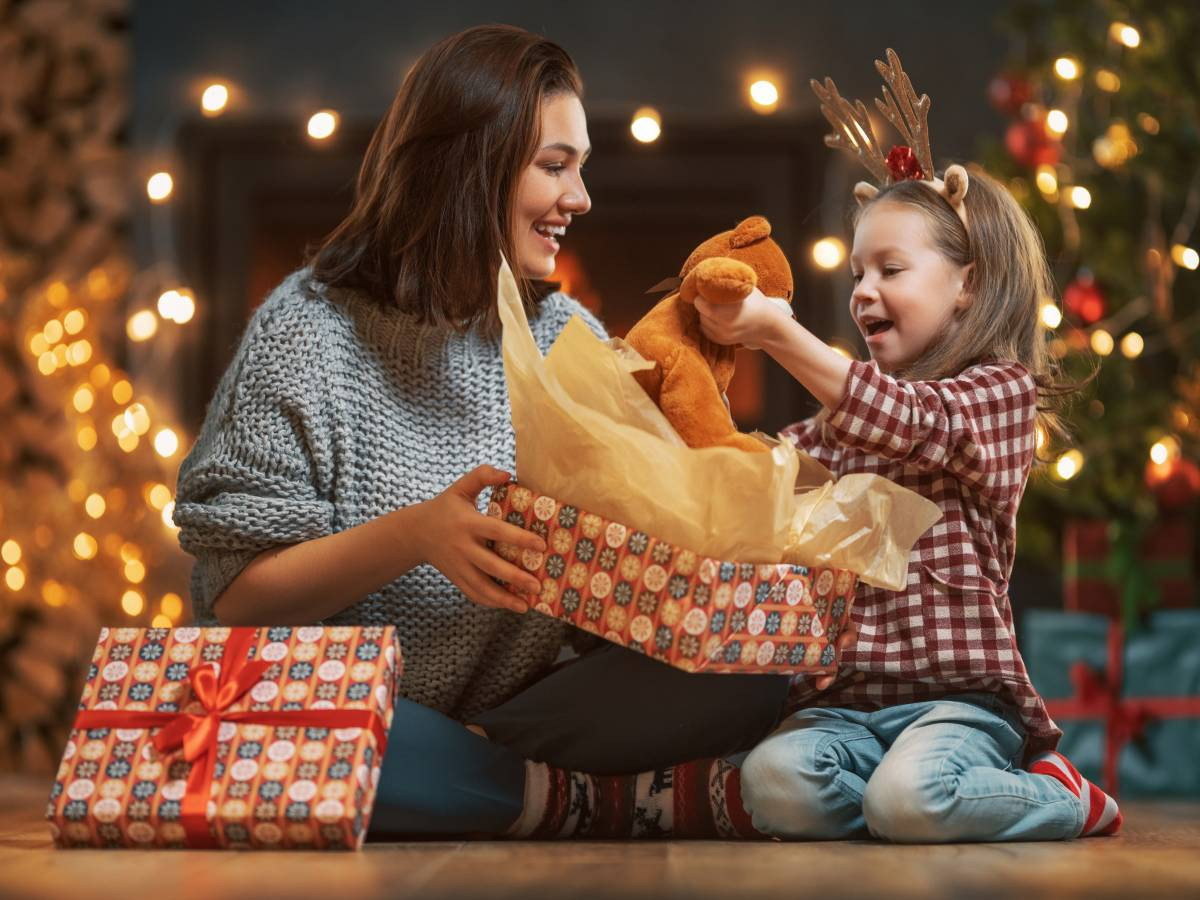 ¡Nuevo sorteo para vecinos de Villanueva!: Sesión fotográfica de Navidad en familia en IKKI Lab