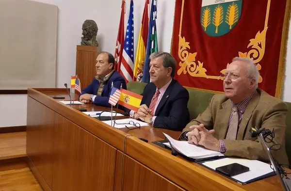 Intercambios culturales entre los nuevos proyectos de colaboración de Villanueva de La Cañada y La Cañada Flintridge