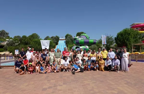 Miembros de la Asociación Víctimas del Terrorismo comparten una jornada de convivencia en Villanueva de la Cañada