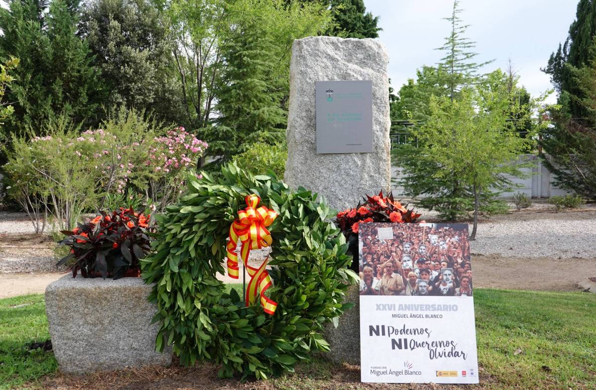 Villanueva de la Cañada rinde homenaje a Miguel Ángel Blanco en el 26º aniversario de su asesinato