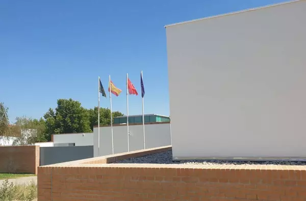 El Ayuntamiento ultima los trabajos para dotar de nuevas aulas al C.C. La Despernada