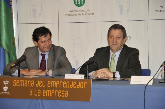 El Alcalde y el Viceconsejero de Empleo inaguran la Semana del Emprendedor y la Empresa.