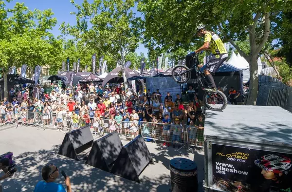 Más de 26.000 personas disfrutaron de 'Festibike' en Villanueva del Pardillo 