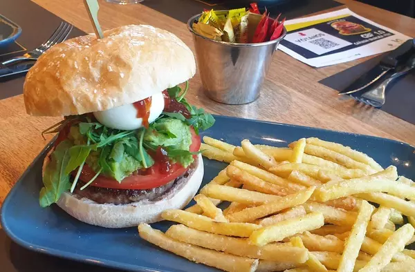 Esta es la mejor hamburguesa de Villanueva de la Cañada, ganadora del concurso 'Cañada Burger Fest'
