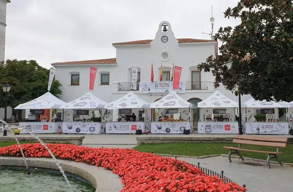 El mercadillo 'La Despensa de Madrid' vuelve a Villanueva de la Cañada