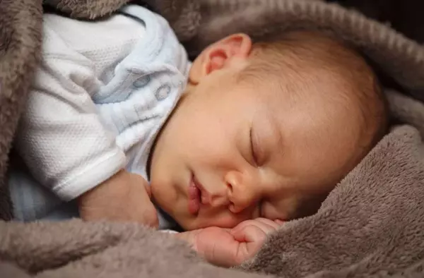 Villanueva de la Cañada abre una nueva convocatoria de ayudas por nacimiento, adopción o acogimiento