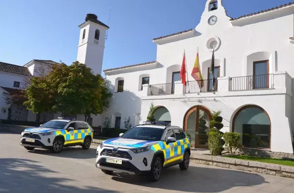 La Policía Local de Villanueva de la Cañada incorpora dos nuevos coches patrulla a su flota