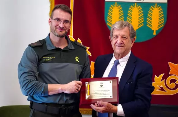 Villanueva de la Cañada homenajea al comandante de la 6.ª compañía de la Guardia Civil de Majadahonda, Rubén Valero