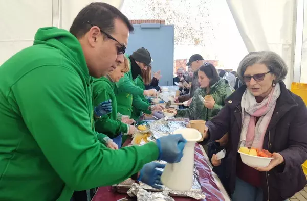 La solidaridad, protagonista del Mercado Navideño de Villanueva de la Cañada