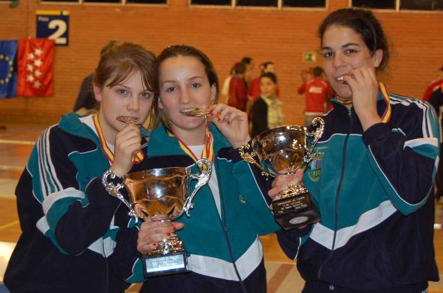 Villanovenses en lo más alto del podio