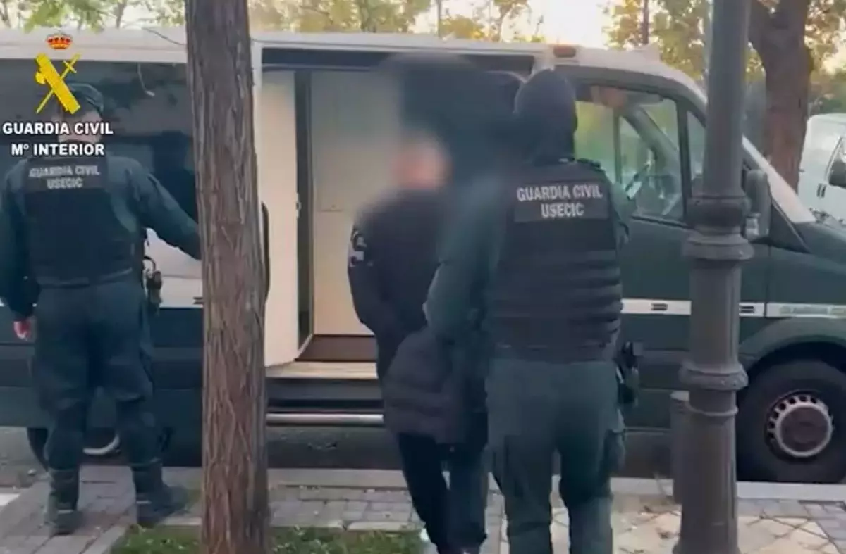 La Guardia Civil desarticula un grupo criminal que robaba coches de alta gama en Villanueva de la Cañada y Las Rozas 