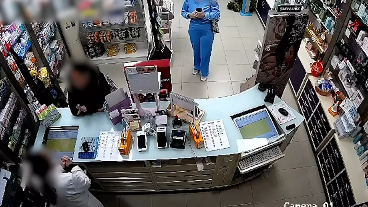 Detenidas tres mujeres que se dedicaban a hurtar productos cosméticos en farmacias