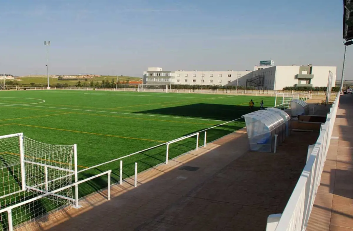 Finaliza una nueva reforma en las instalaciones deportivas 'Juan Manuel Angelina' de Villanueva del Pardillo