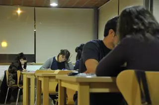 El ayuntamiento amplía el horario de la biblioteca en época de exámenes.