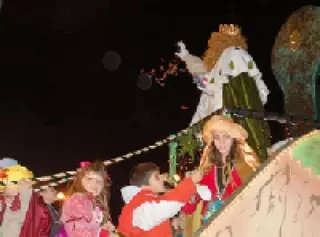 Participa en la Cabalgata de los Reyes Magos