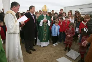Primera piedra de la Parroquia de San Carlos Borromeo de Villanueva de la Cañada