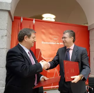 El ayuntamiento de Villanueva de la Cañada firma un convenio para la reinserción de menores infractores