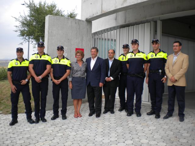 El Ayuntamiento firma un convenio para tutelar el periodo de prácticos de agentes del municipio de Quijorna