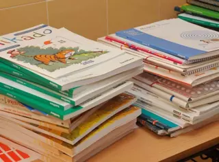 Ayudas para la compra de libros de texto curso 2010-2011. Presentación de solicitudes del 4 al 29 de Octubre