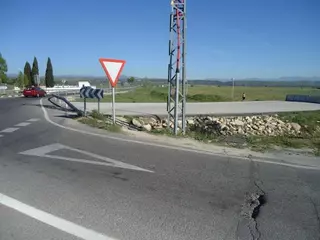 Juan Rubio: UPyD de Villanueva de la Cañada denuncia la situación de los accesos al carril bici por su peligrosidad