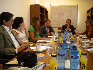 Primer "Desayuno del Alcalde con los vecinos" de la nueva legislatura
