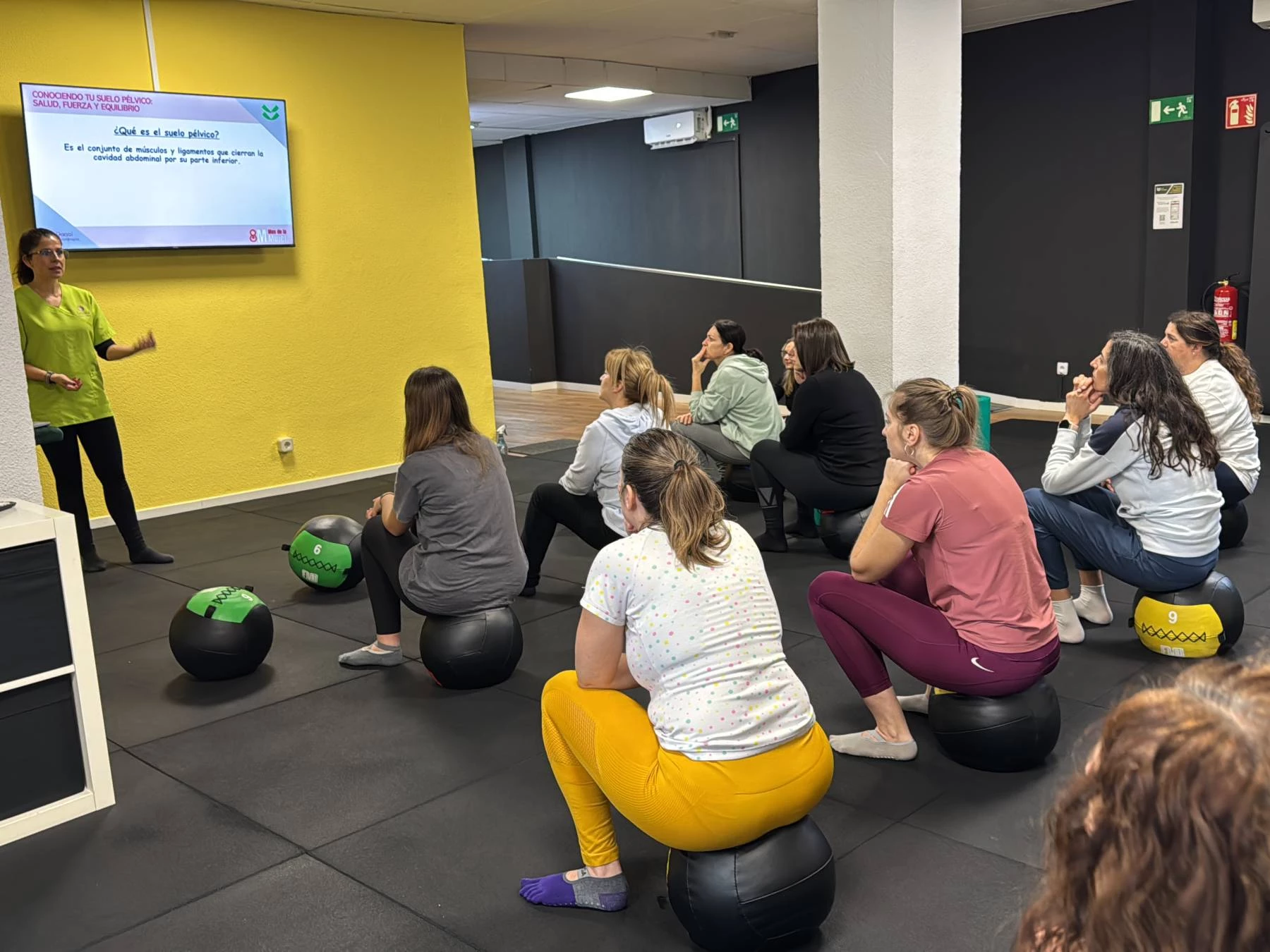 Taller de MENOPAUSIA y PERIMENOPAUSIA