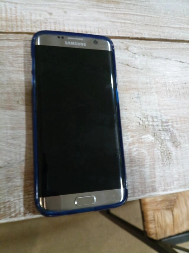 Encontrado Samsung Galaxy S7 E